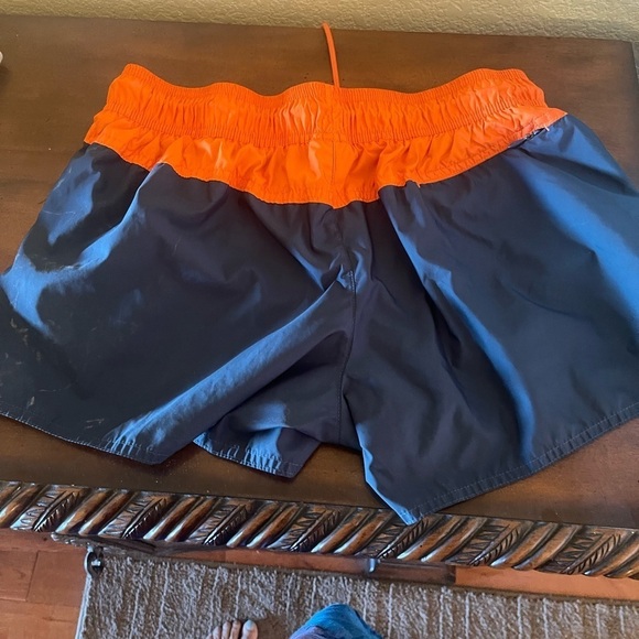 Nike sport wear size large beautiful color blue and Orange - Picture 3 of 3